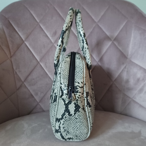 Vintage Nine West Faux Snakeskin Mini Bowler Bag - Picture 6 of 10